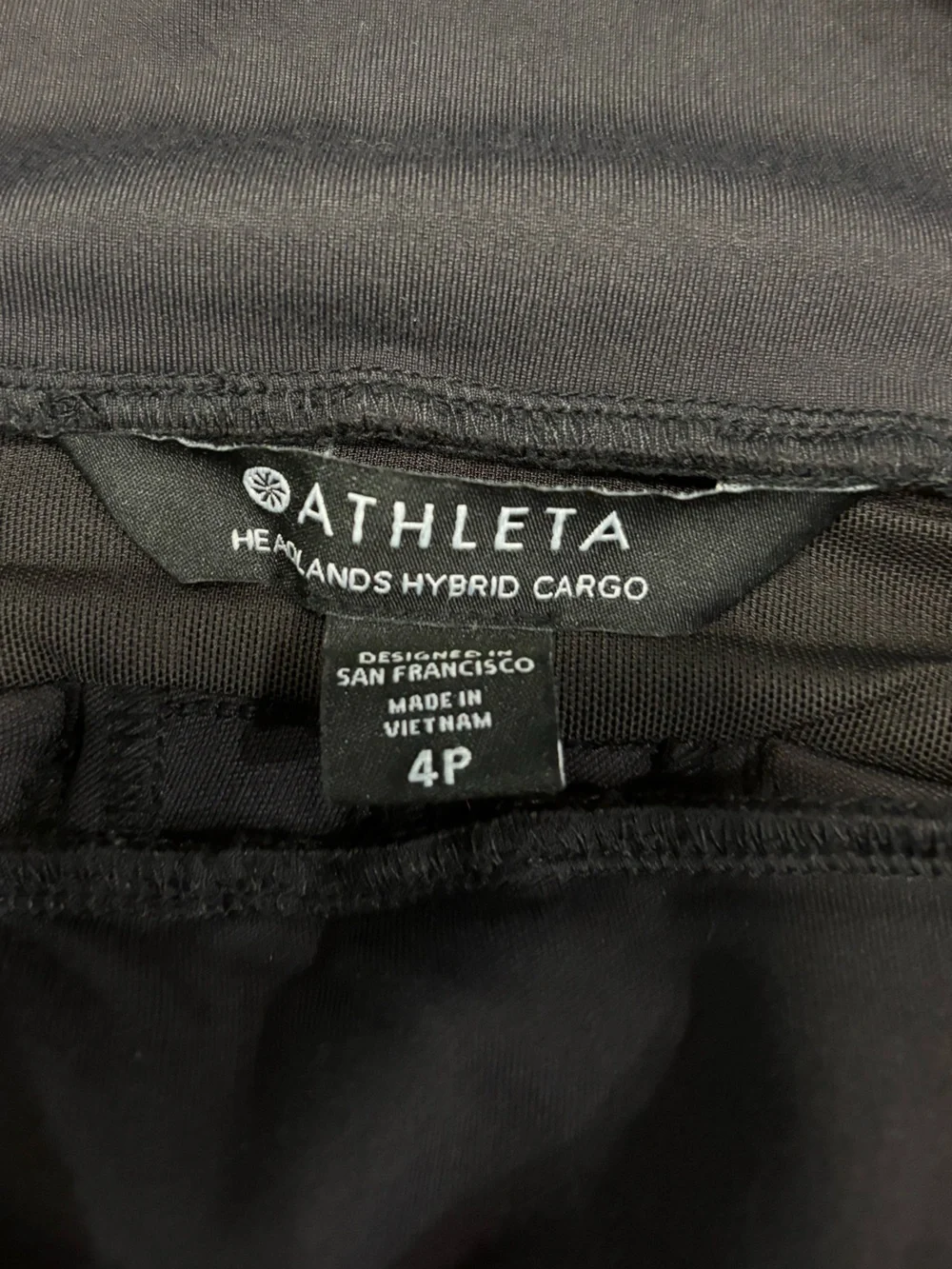 Athleta Headlands Hybrid Cargo Tight High Rise Hiking Pants Black 353474 - Picture 4 of 6